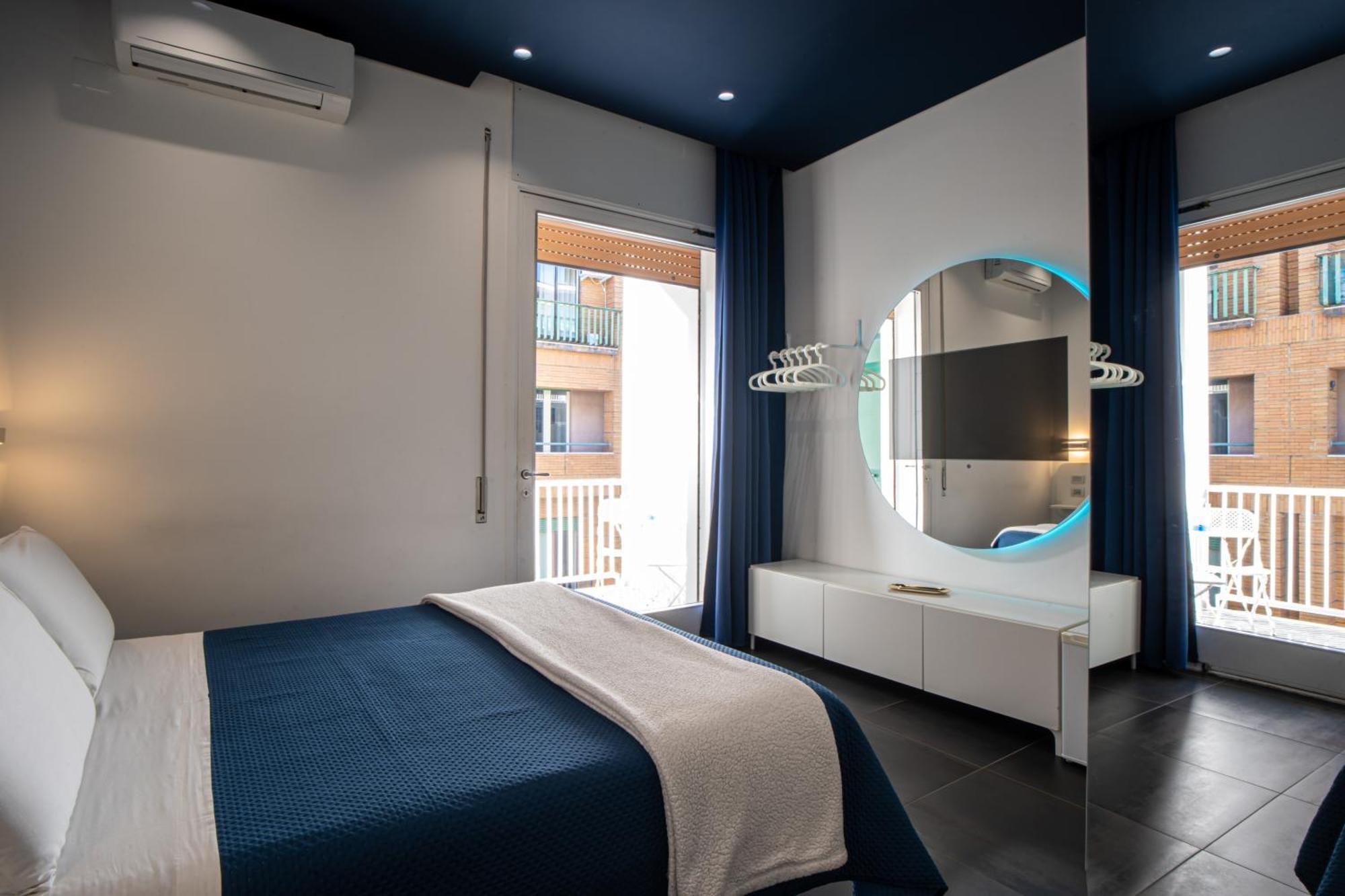 Skyhouse Beverello Naples Luaran gambar