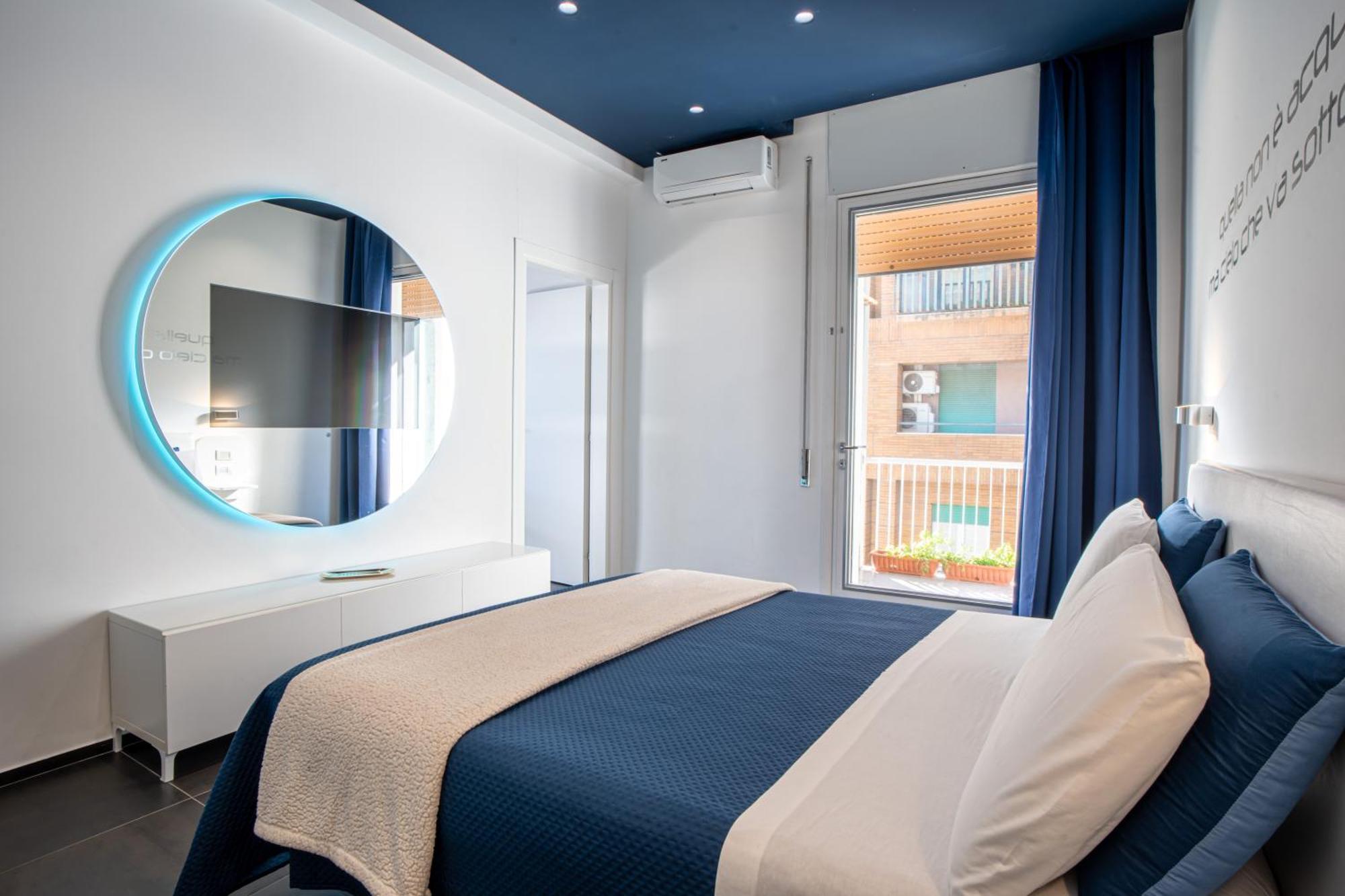 Skyhouse Beverello Naples Luaran gambar